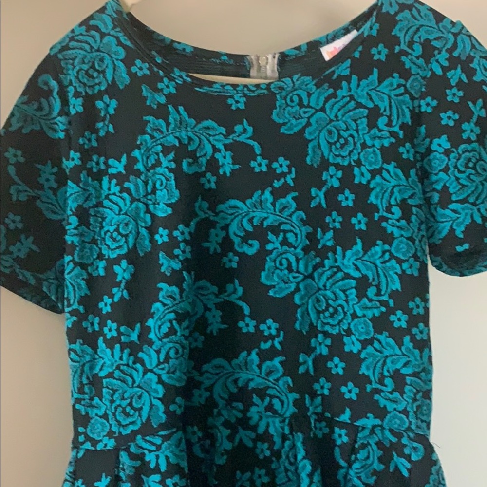 LuLaRoe Amelia Medium GUC